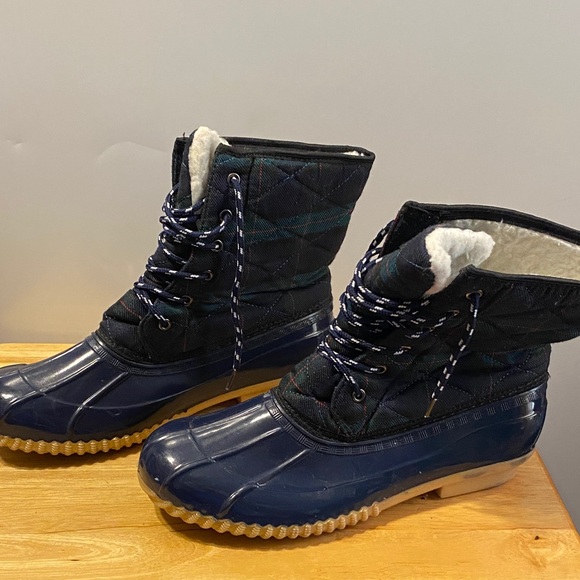 Shoes - Plaid Duck Boots with Faux Fur Lining